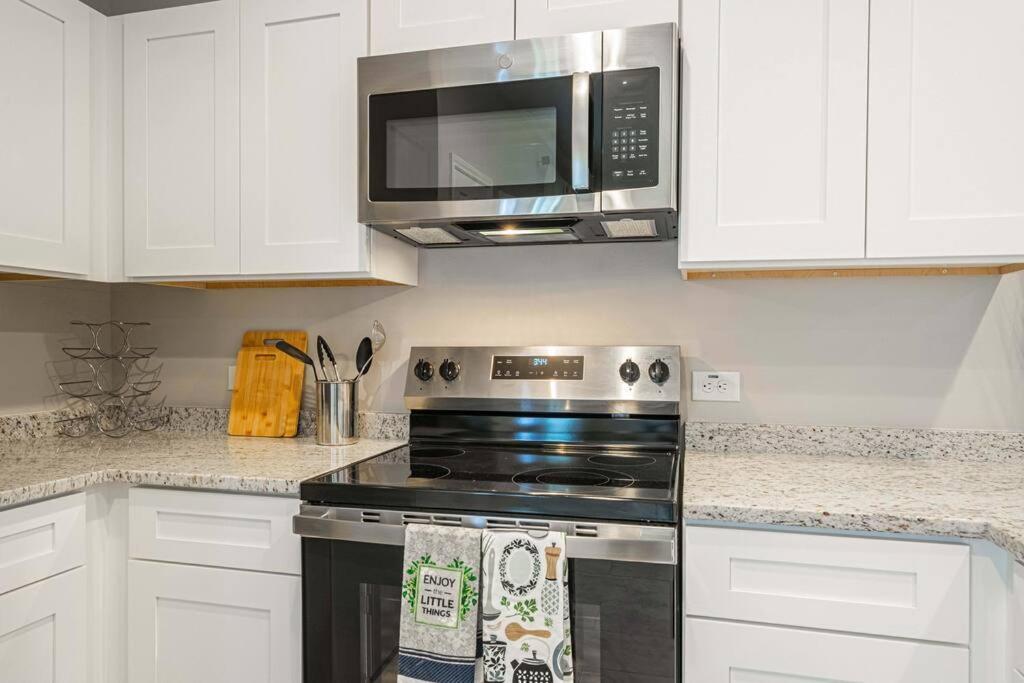 Gorgeous, Brand New 3 Bedrooms Home- Built 2024, Near Seaworld & Lackland Afb San Antonio Eksteriør billede