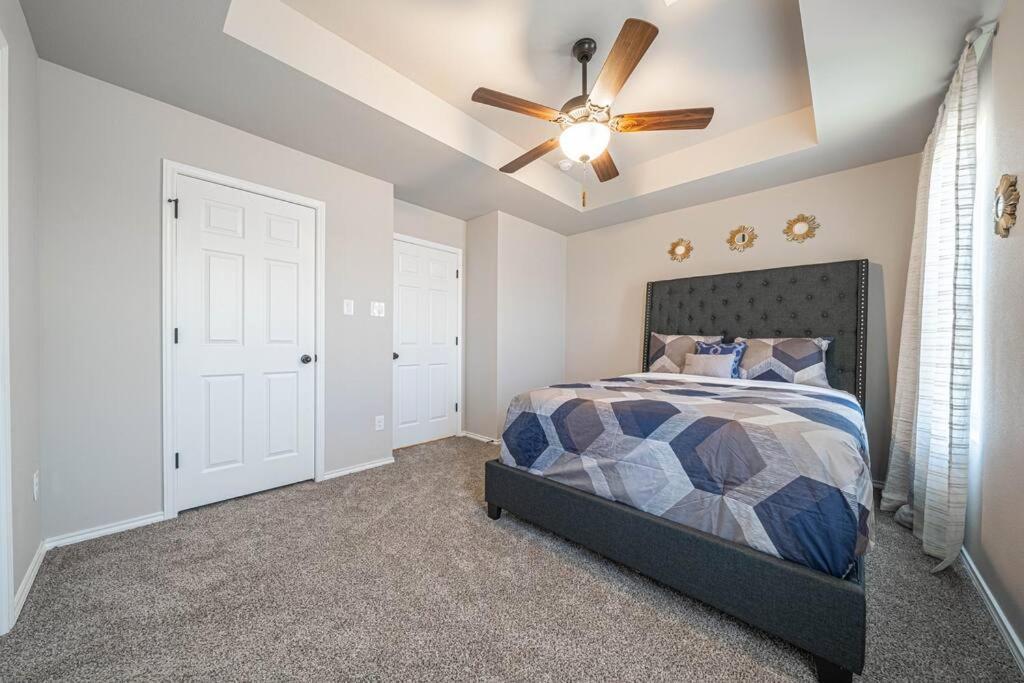 Gorgeous, Brand New 3 Bedrooms Home- Built 2024, Near Seaworld & Lackland Afb San Antonio Eksteriør billede