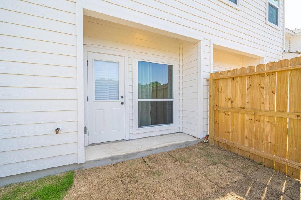 Gorgeous, Brand New 3 Bedrooms Home- Built 2024, Near Seaworld & Lackland Afb San Antonio Eksteriør billede
