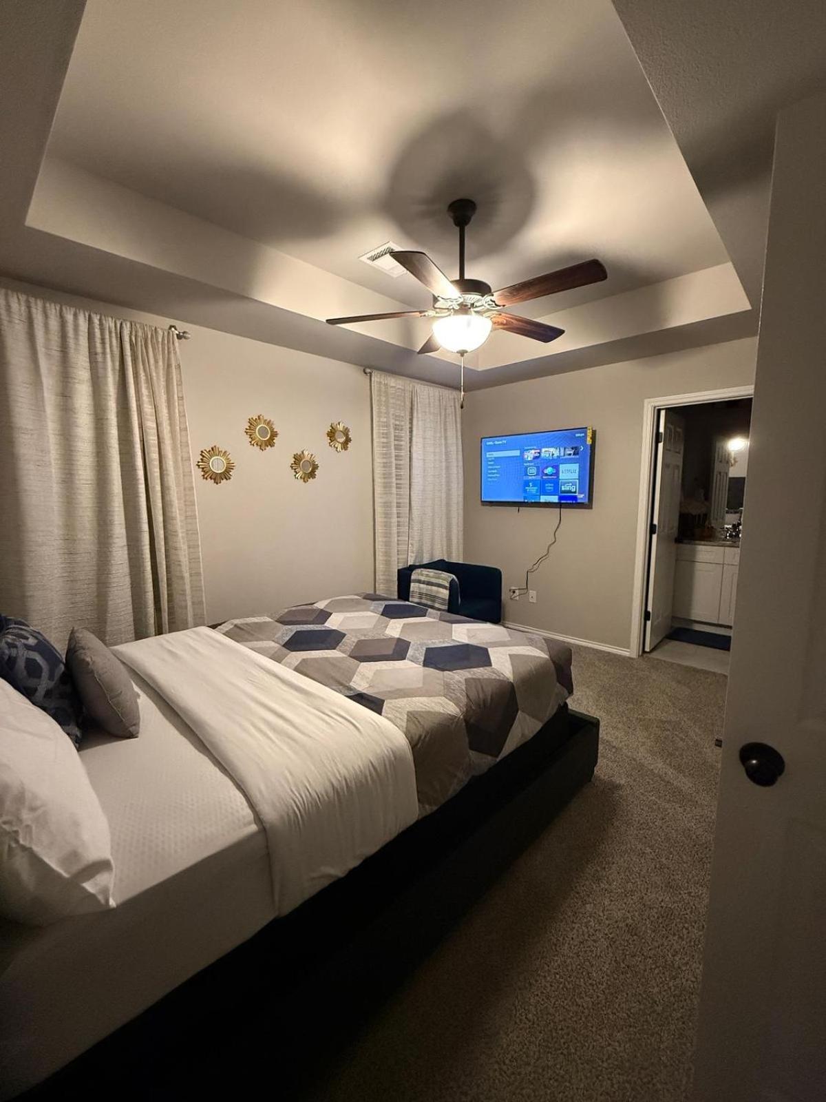 Gorgeous, Brand New 3 Bedrooms Home- Built 2024, Near Seaworld & Lackland Afb San Antonio Eksteriør billede